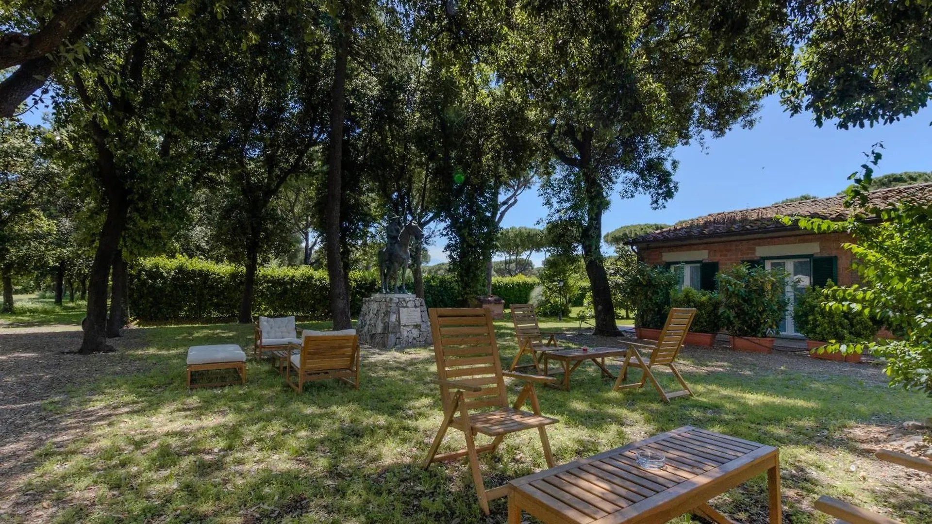 Country house Razza Del Casalone Guest House Grosseto Italy